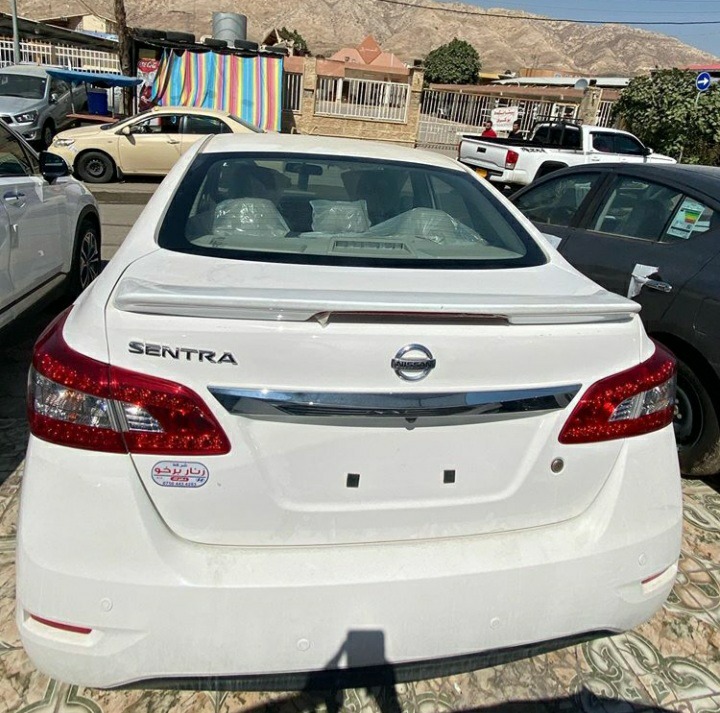 نیسان سێنترا